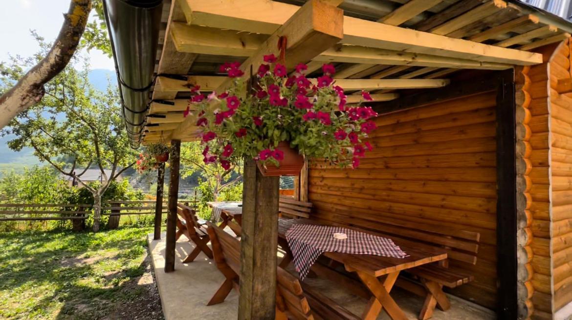 Guest House Kollata Vuthaj Exterior foto