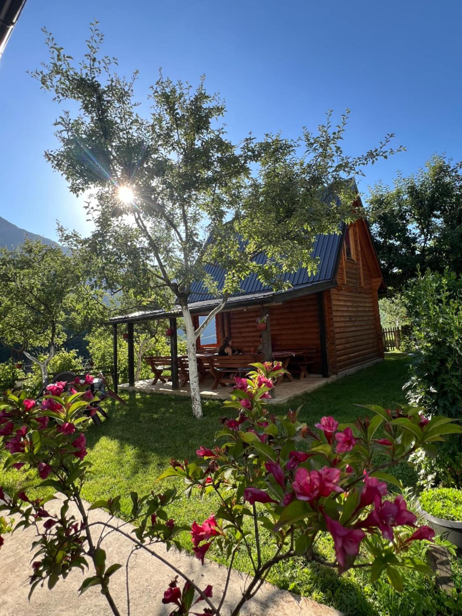 Guest House Kollata Vuthaj Exterior foto